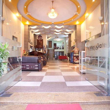 Golden Gate 1 Hotel ダナン市 エクステリア 写真
