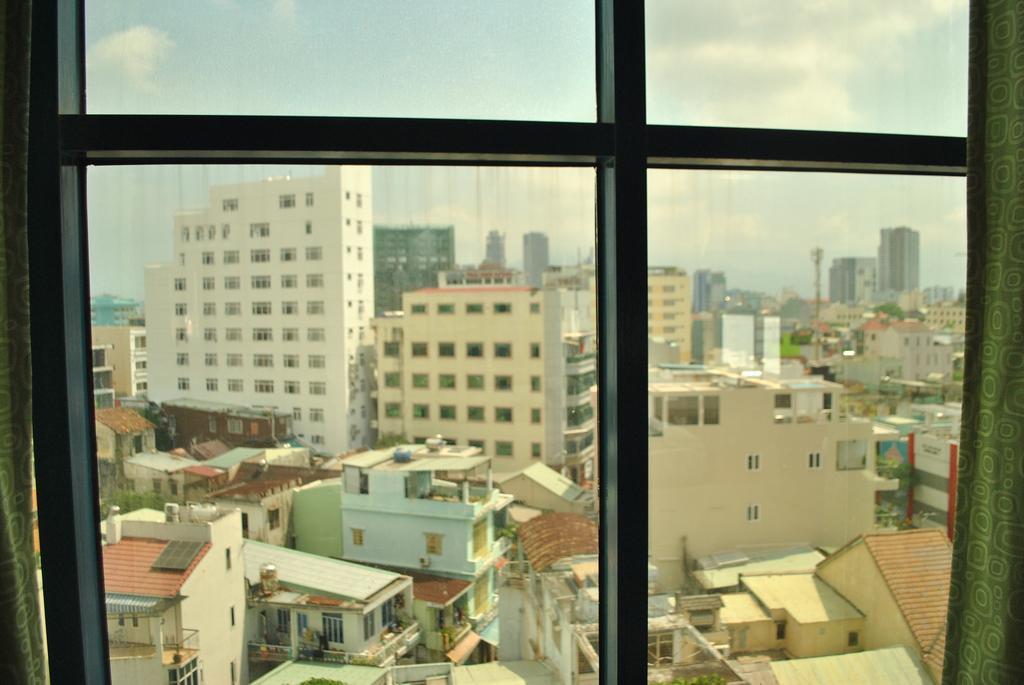 Golden Gate 1 Hotel ダナン市 エクステリア 写真